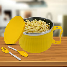 Lifestyle shot of the steel Maggie Bowl with Lid, filled with hot noodles for a cozy meal.