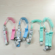 Elastic strap detail of baby safety walking leash for toddler safety