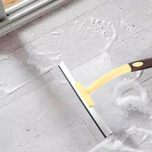 Close-up of soft silicone blade on Ritu glass wiper