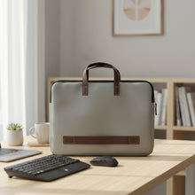 Interior view of a professional business carry bag