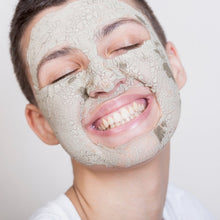 Natural face clay Multani Mitti for oily skin