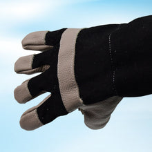 Ergonomic design of BraveVault gardening gloves for enhanced comfort.
