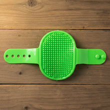 Pet bath brush made for gentle fur care with easy handling