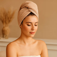Quick-dry microfiber towel wrap designed for frizz and breakage control