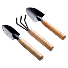 Complete 3-piece hand garden tool kit with wooden handles