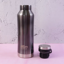 Vacuum flask 500 ml for daily hydration, featuring durable stainless steel