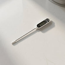 Thermometer battery compartment view