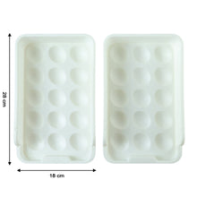 Stackable fridge egg storage tray
