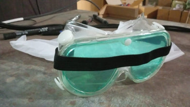 Packaging of Technic Eye Safety Goggles.