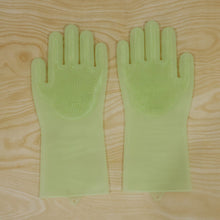 Live product photo of silicone cleaning gloves