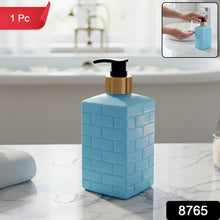 Refillable plastic soap dispenser pump bottle for home use