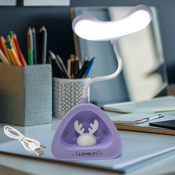 Cute bear-shaped LED desk light with flexible neck for students.