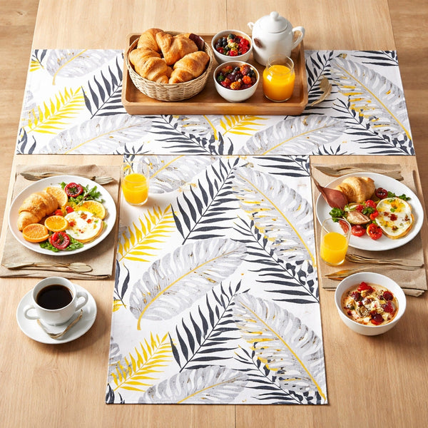 Table Runner Set