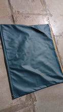 Invisible zipper detail on a pillow cover.