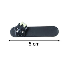 Size reference for cute cat hair clips for hair styling