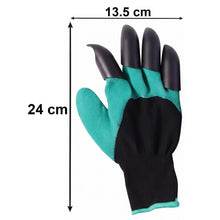 Protective garden gloves for hand protection during outdoor work