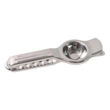 Stainless steel manual citrus press with built-in seed filter