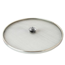 Protective stainless steel mesh cover for cooked dishes