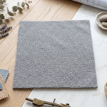 Reusable microfibre wipe roll for dusting and mopping spills