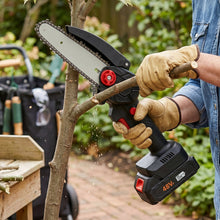 Cordless electric mini chainsaw blades and chain detail