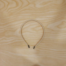 Premium Pearl Embellished Slim Hairband (1 Pc)