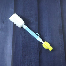 Kitchen utensil cleaning brush suitable for glasses and jars