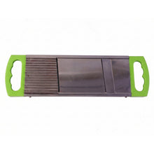 Detailed view of the slicing mechanism of the 2-in-1 potato slicer, emphasizing efficiency.