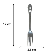 Compact stainless steel cutlery kit with pouch for picnics