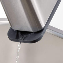 Countertop sponge holder stand for tidy sinks