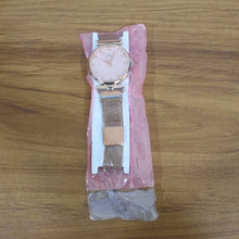 Luxury wristwatch for men and women